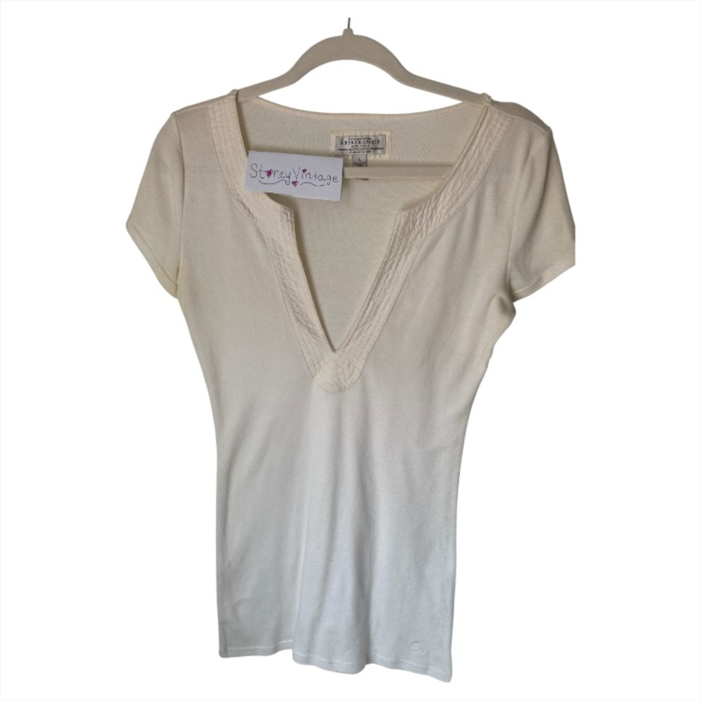 Vintage Abercrombie and Fitch women Y2K V-neck short sleeve shirt with Stitching